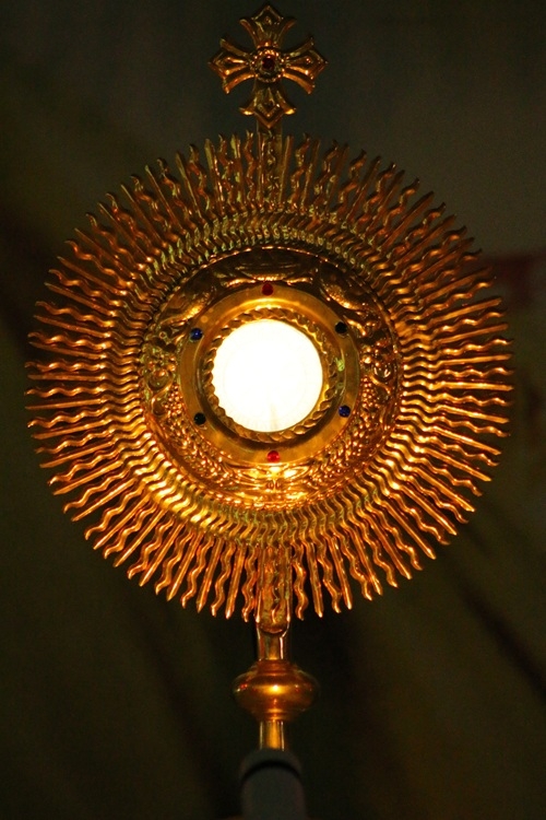 adoration_st_sacrement